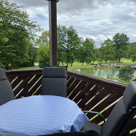 Ferienwohnung Am Dorfweiher Hausen